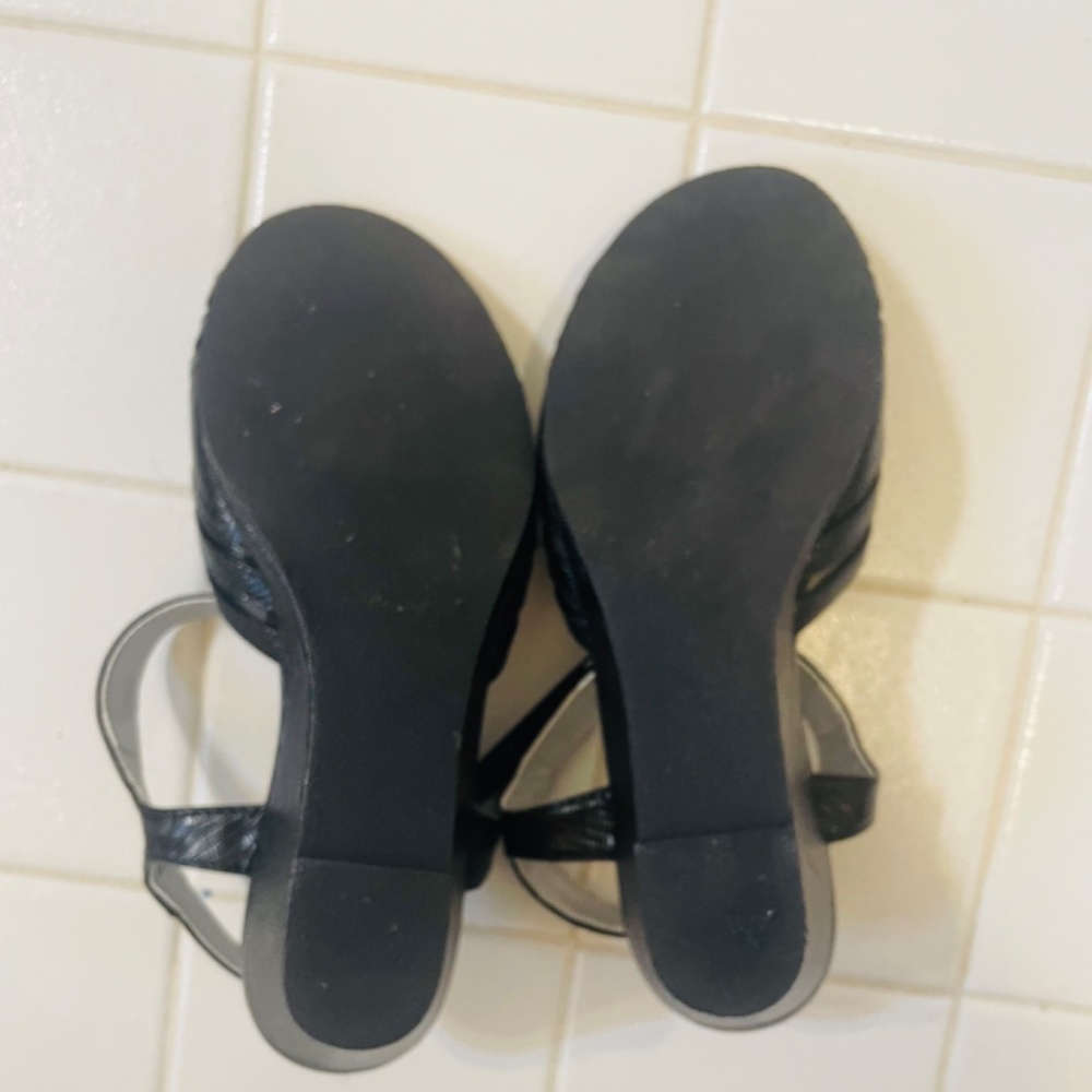 David Tate Sandals size 4 - Picture 5 of 8